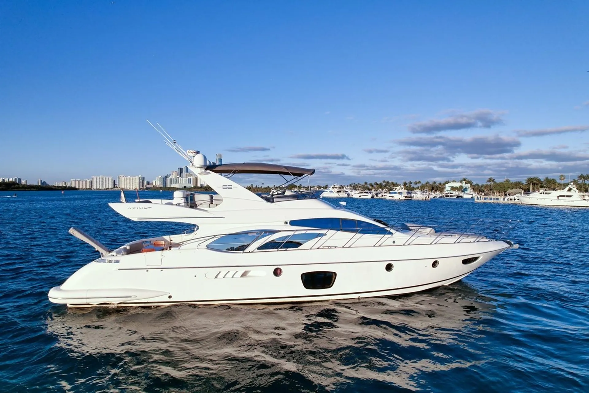 Azimut 62