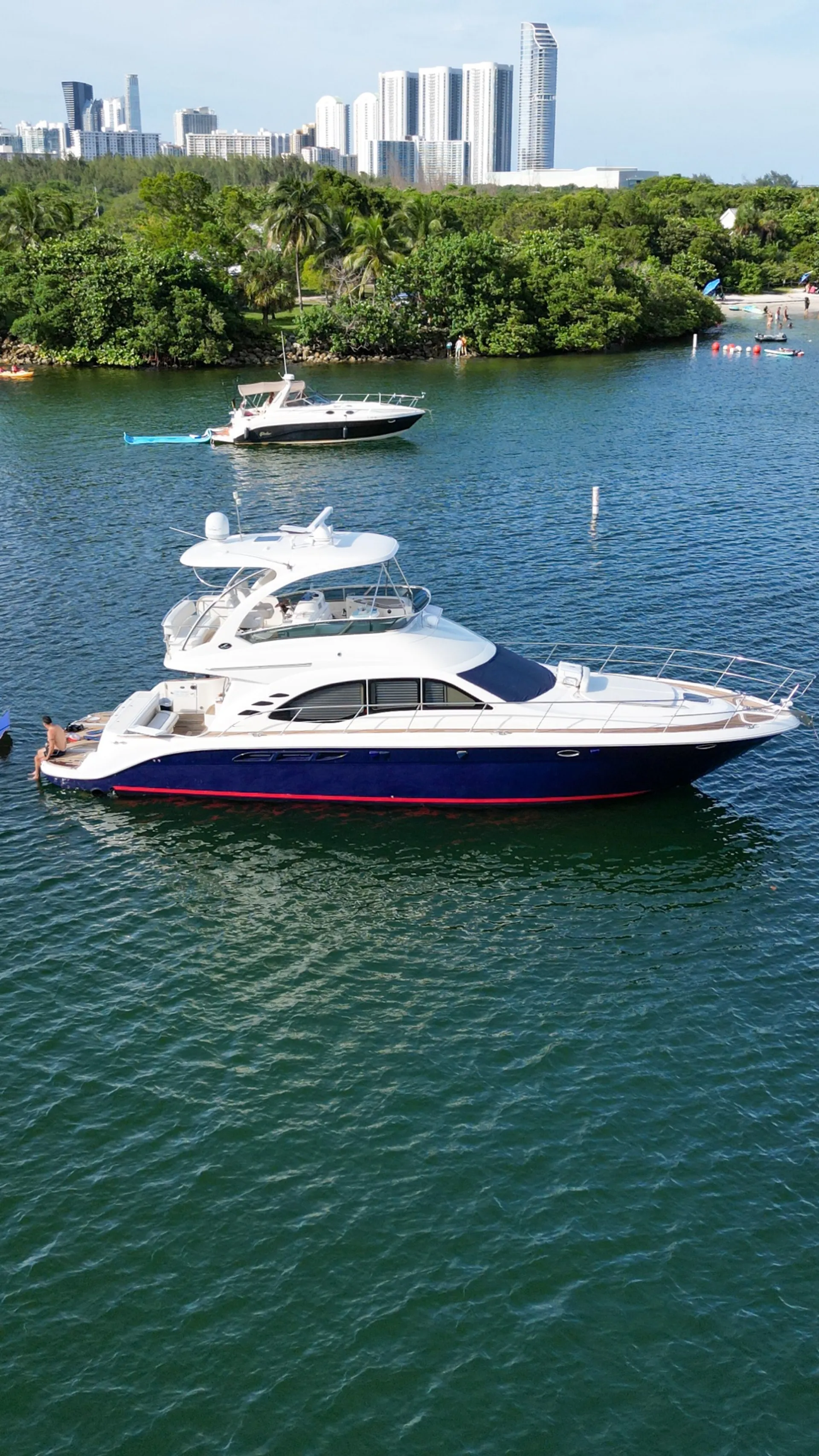 Navy Azimut